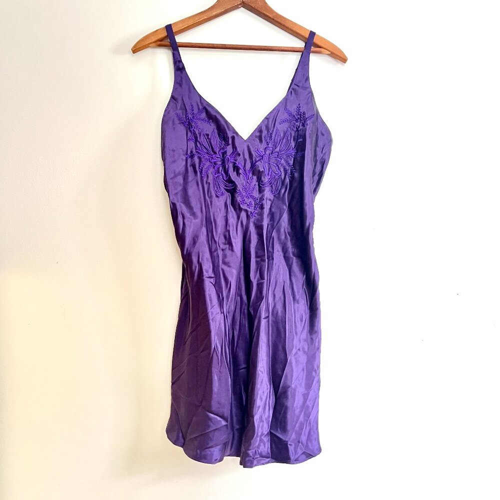 Vintage Victoria's Secret Embroidered Purple Silk Slip - Size Small NEW WITH TAG